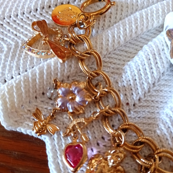 VALENTINE'S GIFT! 😍"KIRKS FOLLY" VTG "MIDSUMMER NIGHT" BRACELET! EXC. COND.! - Picture 5 of 16